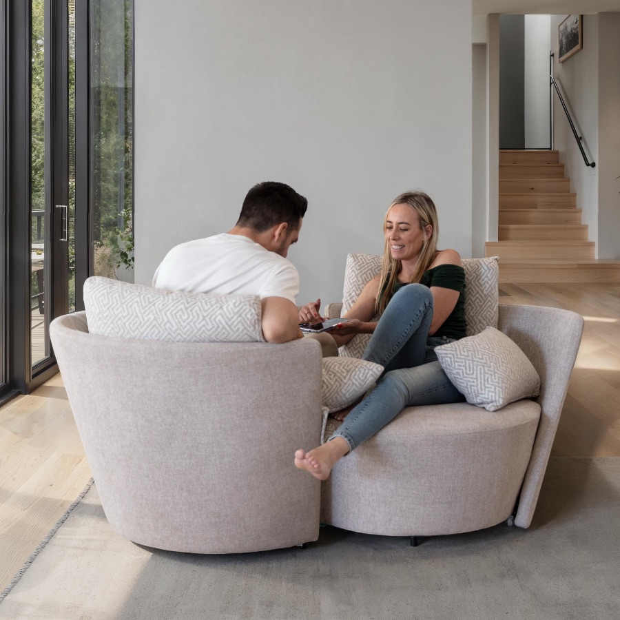 Alternative view of Fama Sofa Infinity