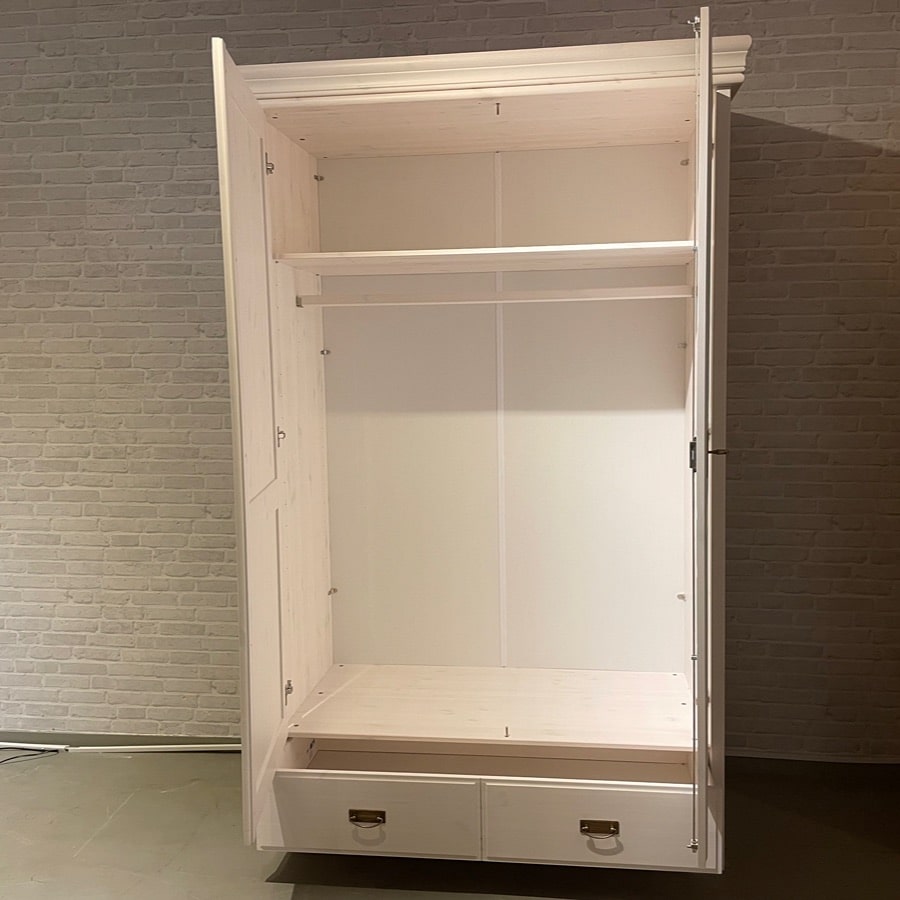 Alternative view of Kleiderschrank Roma von G+K